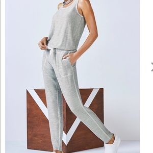 Fabletics jumpsuit never worn!!